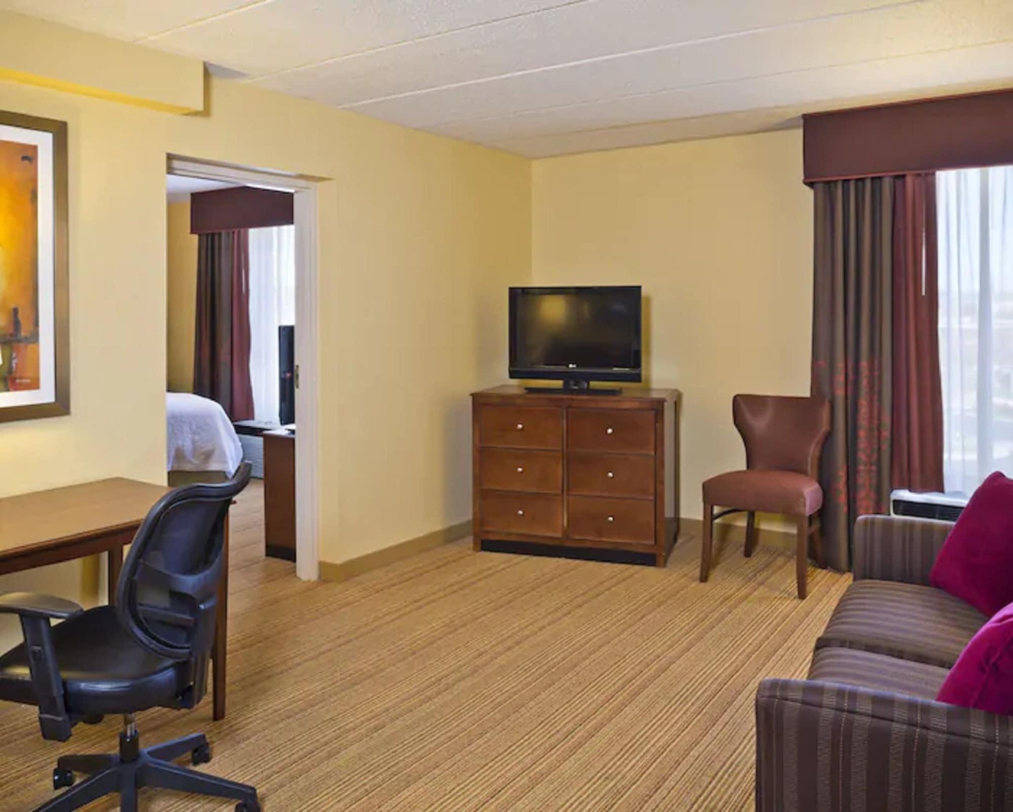 Hampton Inn Baltimore/White Marsh Exterior photo