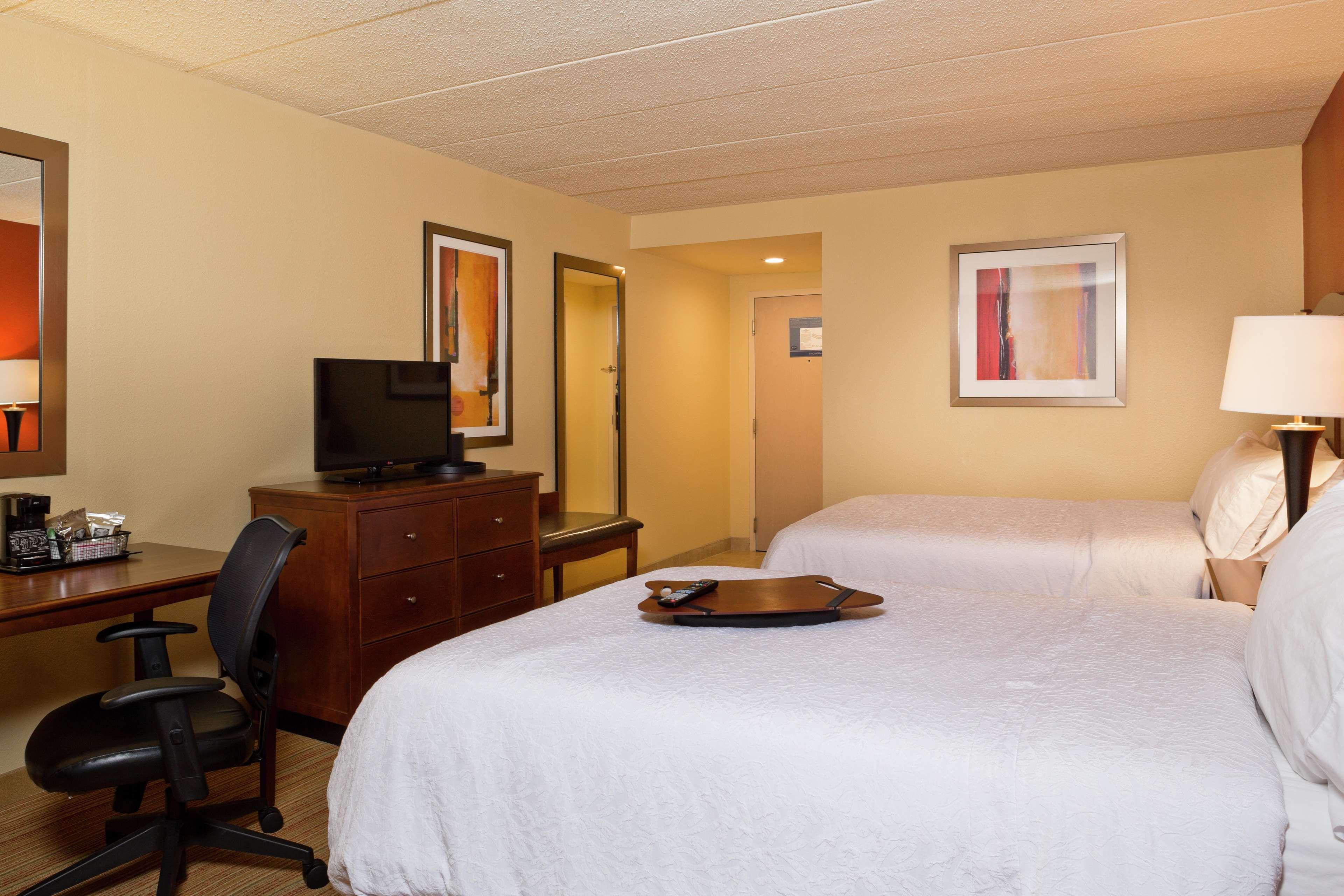 Hampton Inn Baltimore/White Marsh Exterior photo