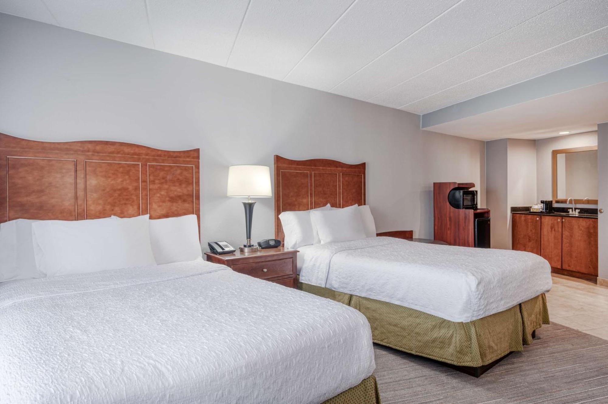 Hampton Inn Baltimore/White Marsh Exterior photo