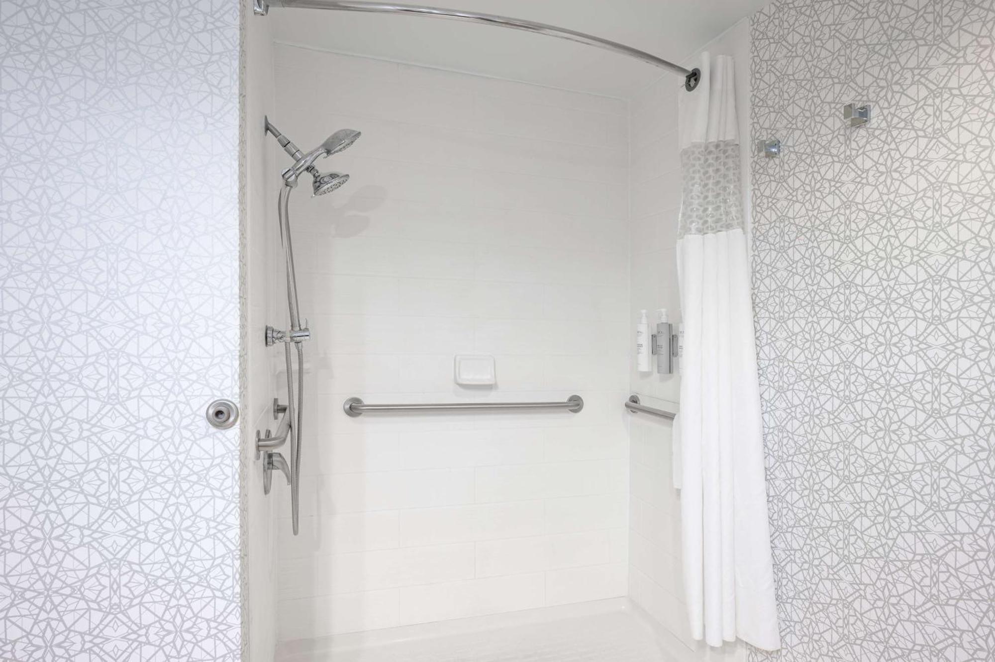 Hampton Inn Baltimore/White Marsh Exterior photo