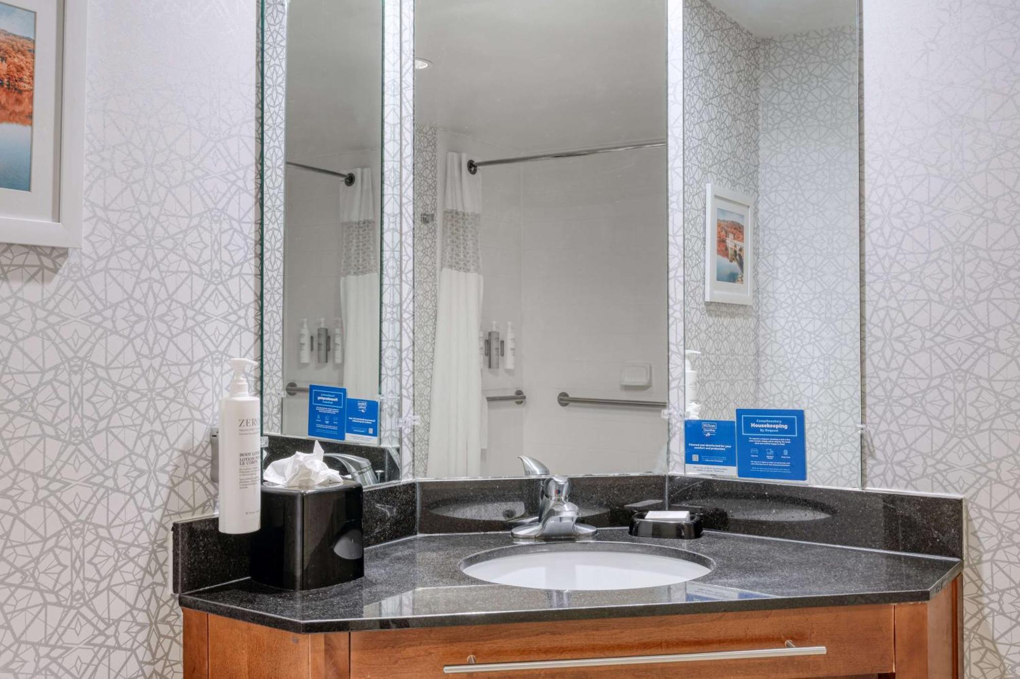 Hampton Inn Baltimore/White Marsh Exterior photo